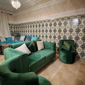 appartement-near-to-airport.marrakeshhotelsmorocco.com/
