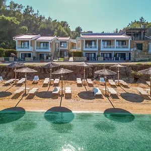 elpiniki-luxury-apartments.hotelschalkidiki.net/