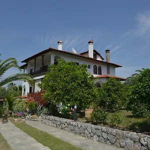 haus-katerina.hotelschalkidiki.net/